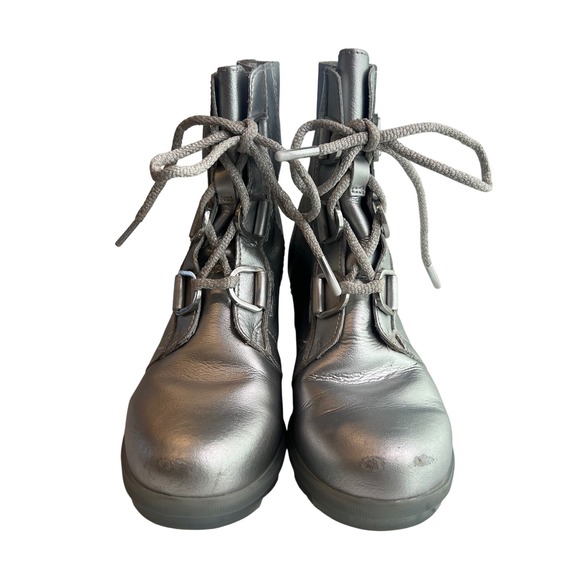 Sorel X Disney Joan of Arc Frozen 2 Women Size 5 Youth Size 3.5 - Picture 5 of 6